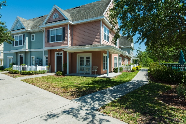 how to find low cost Kissimmee property management company